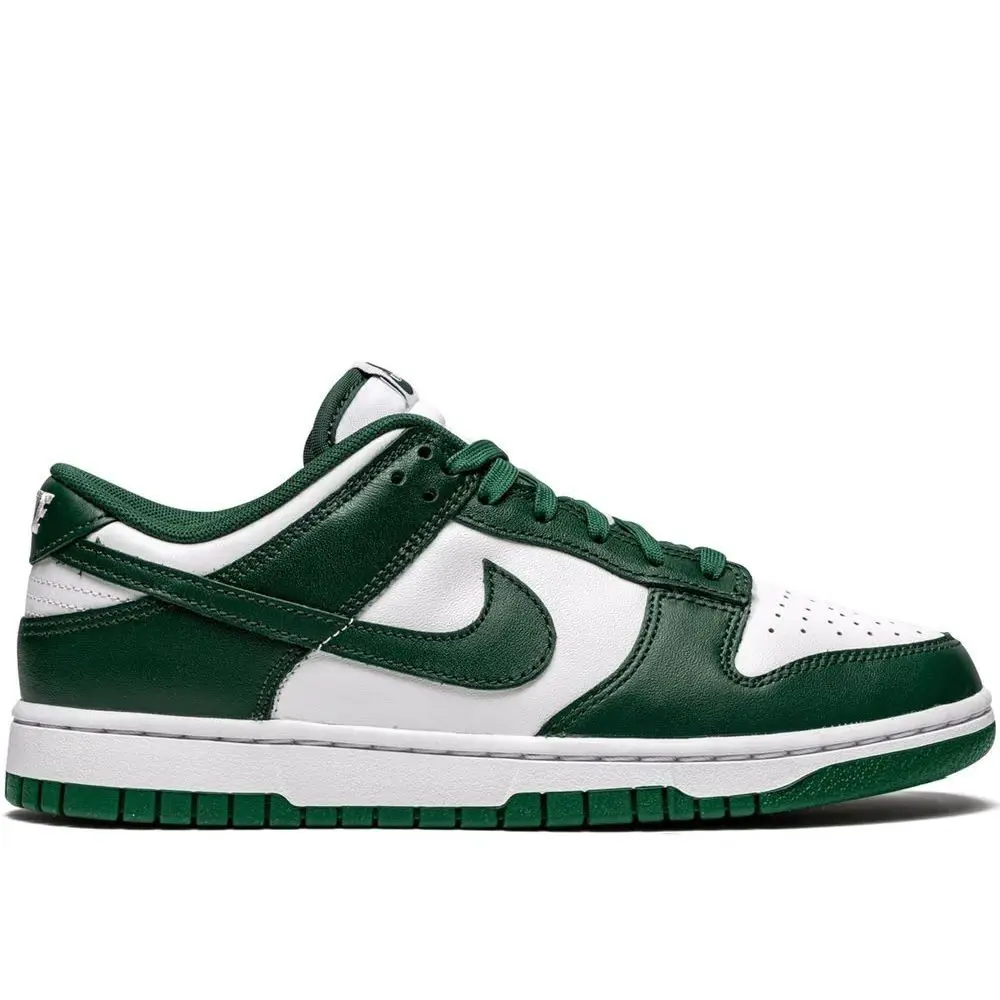 Nike SB Dunk Low "Red"